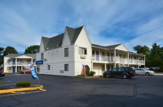 Motel 6 Southington, CT - Hartford Hotels in 