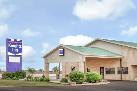 Knights Inn Slaton