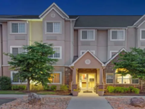 ไมโครเทล อินน์แอนด์สวีทส์ บายวินด์แฮม แจสเปอร์ โรงแรมในPickens County