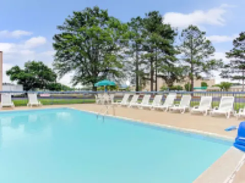 デイズ イン バイ ウィンダム ウィルソン ウィルソンのホテル