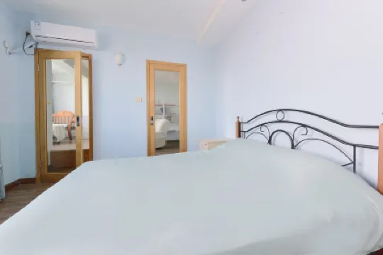 Tom's Seaside Home Apartment (Linchaojie Branch)