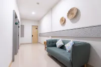 Urbanview Hotel R House Batam by RedDoorz