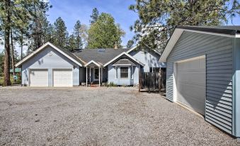All-Seasons Chewelah Home: Fish, Golf & Ski!
