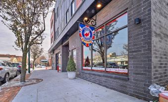 Downtown Traverse City Condo 32 Mi to Ski Slopes!