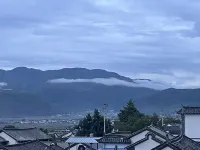 Wuyuan Fengyu Baishishanfang