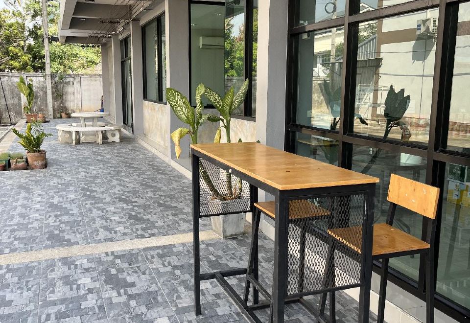 Life Hotel Rong Khun