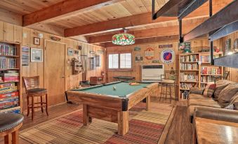 Delightful Family Cabin: Walk to Lake Gregory! - Housity