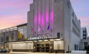 Cambria Hotel Detroit Downtown