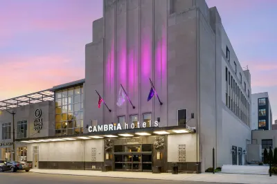Cambria Hotel Detroit Downtown