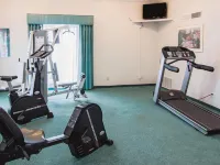 Baymont by Wyndham Indianapolis Airport Lynhurst - Gym