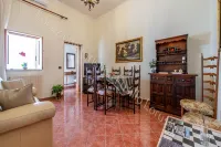 Charming Andria Apartment in the Heart of the City - Wifi
