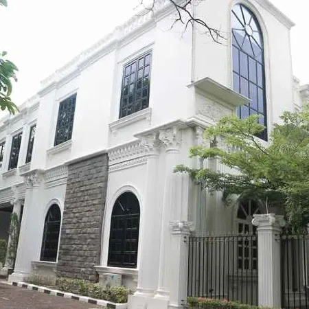 De Jehans Boutique Hotel
