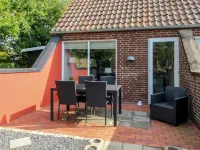 "Volmer" - 3.9km from the Sea