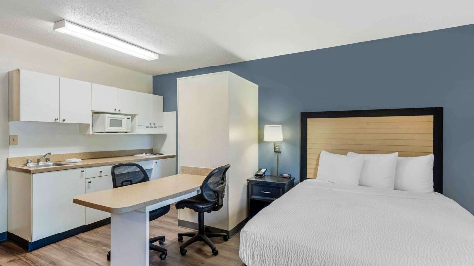 Extended Stay America Select Suites - Chicago - Rolling Meadows