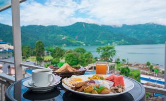 Hotel Lake Himalaya