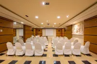 Riviera Hotel and Beach Lounge, Beirut - Bar