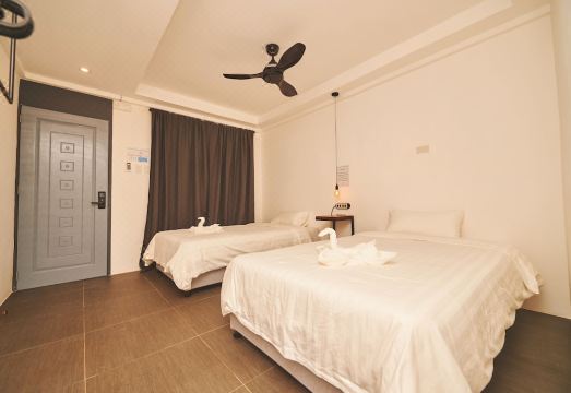 1. 호텔 그레이 인..