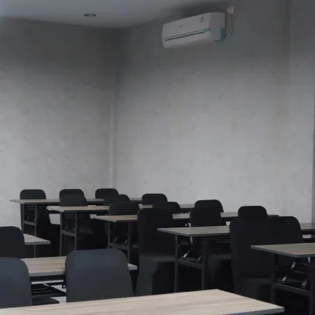 Fhandika Boutique Inc.