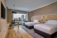 Renaissance Kuala Lumpur Hotel & Convention Centre