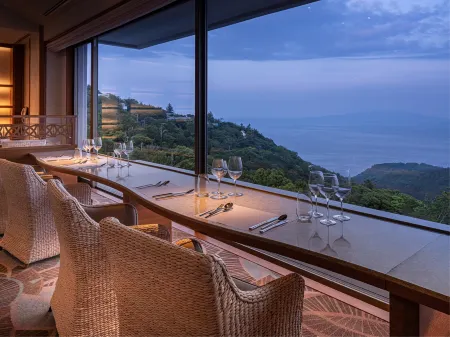 Izu Hotel Resort & Spa
