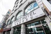 Apple Hotel Hotels near Hwanggeum Bulgama