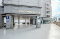 Hotel Ivan - 停車場