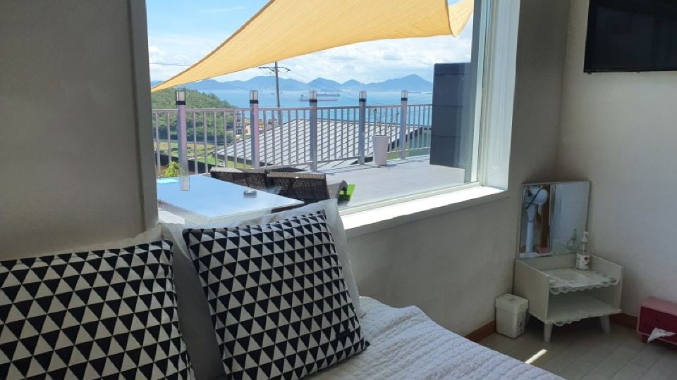 Namhae Cloud Berry Pension