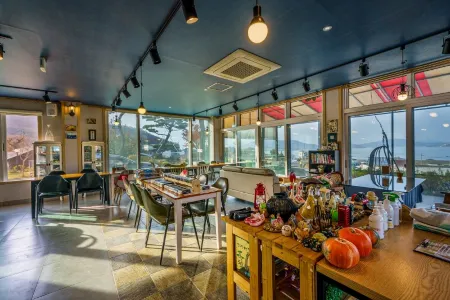 Ganghwado Naerimong Beach Pension Отели рядом с достопримечательностью «Bomunsa Temple»