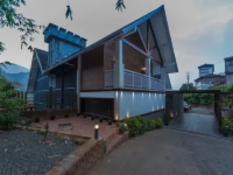 Trivers Resort Munnar ムンナルのホテル