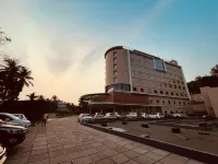 Dimora Kozhikode - ที่มีที่จอดรถ