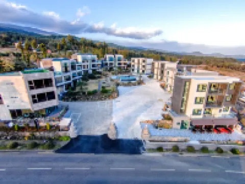 Donnaekohill Resort Hotels near Camelia Forest