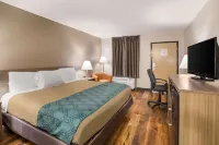 Econo Lodge Hotels in Laurel Park