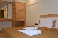 Riverside Inn - motel