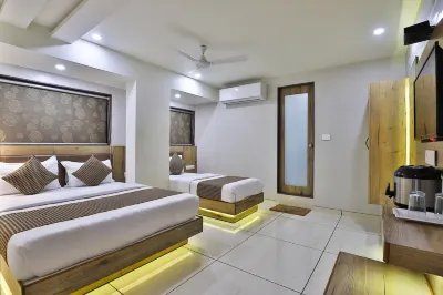 Hotel Pearl Hotels in Vadodara