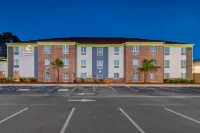 Comfort Inn & Suites Hotels in Dock Junction