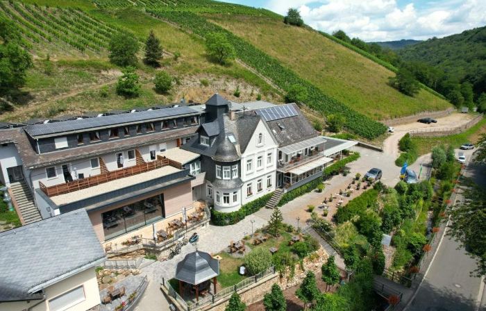 Hotel Weinberg-Schlösschen