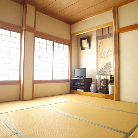 Ryokan Otaya Hotels in Iida