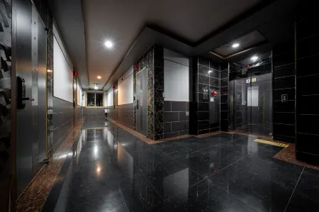 F1 Hotel Отели рядом со станцией Mokpo Station