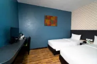 Crew Express Hotel