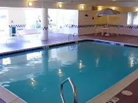 Fairfield Inn Battle Creek - Pools