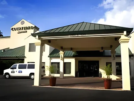 Courtyard McAllen Airport Отели в г. Идальго