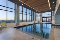 Holiday Inn & Suites MONTREAL CENTRE-VILLE OUEST by IHG - Pools