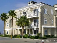 Beach House Hotel at Hermosa Beach