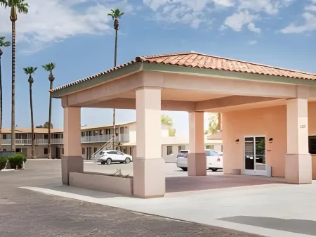 Rodeway Inn & Suites Blythe I-10