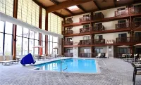 Hotel 1620 Plymouth Harbor - Pools