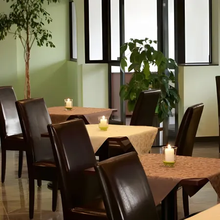 Hotel Olive Inn