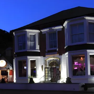 The Pearl Hotel