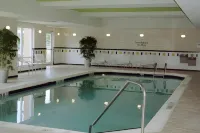 Fairfield Inn & Suites Milledgeville - Pools