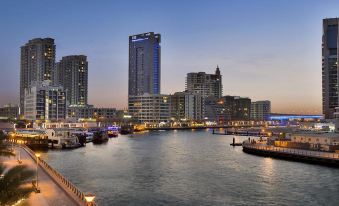 Pearl Marina Hotel Apartments LLC
