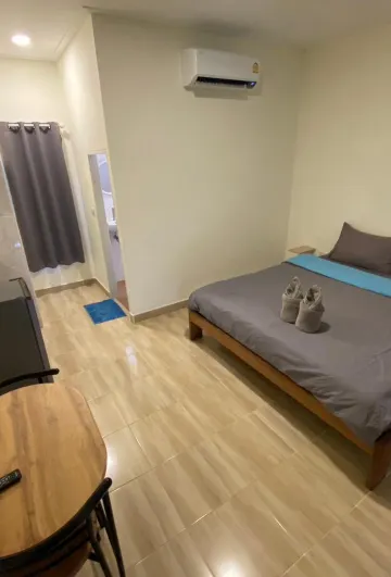 ห้องพร้อมเตียงคิงและเตียงเดี่ยว